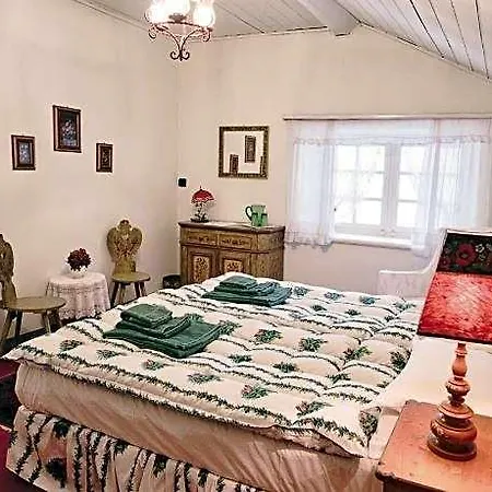 La Crestolina Bed & Breakfast Ala di Stura