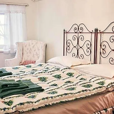 La Crestolina Bed & Breakfast Ala di Stura