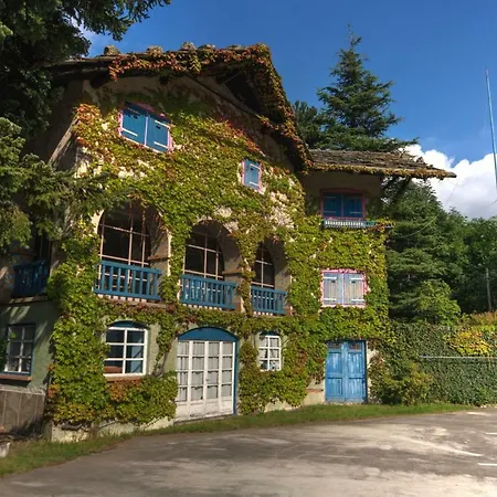 La Crestolina Bed & Breakfast